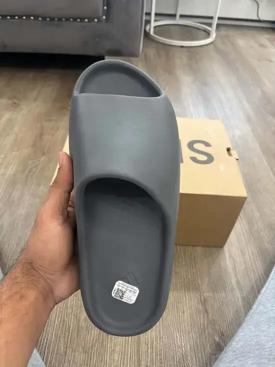 Adidas Yeezy Slide 'Slate Grey' ID2350 New in Box Size 11 - Picture 2 of 5